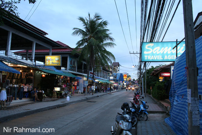 Chaweng main raod