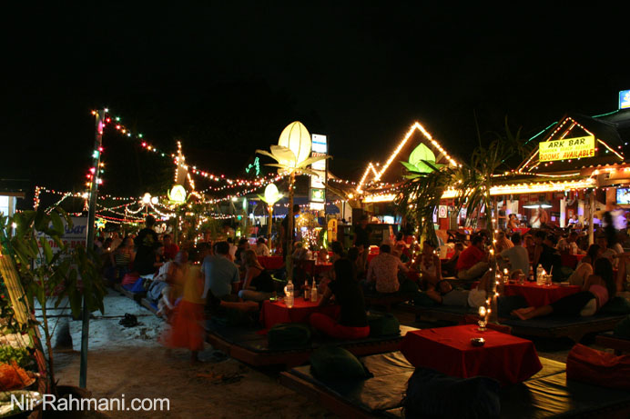on-the-beach dinner at Ark Bar, Koh Samui